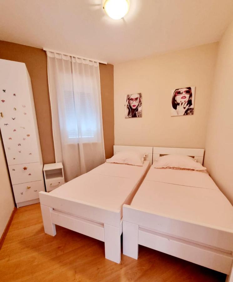 קלק Apartment Iva מראה חיצוני תמונה